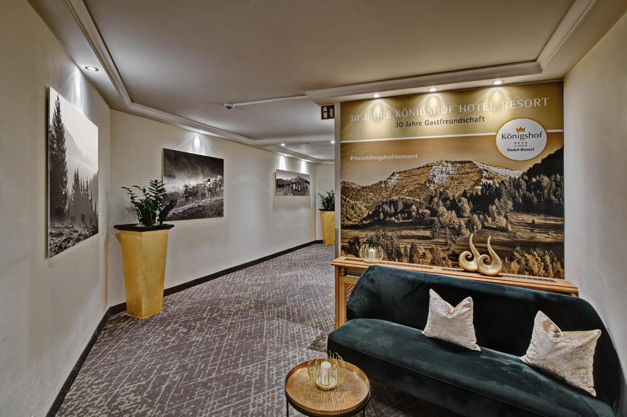 Koenigshof Hotel Resort โอเบอร์สเทาเฟิน ภายนอก รูปภาพ
